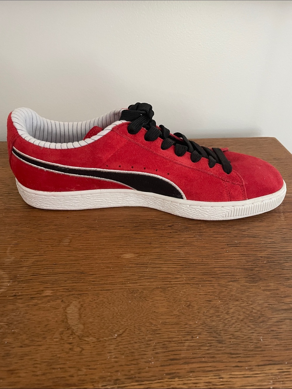 Men’s Puma Red Suede Sneakers. Size 10.5 - Picture 10 of 10
